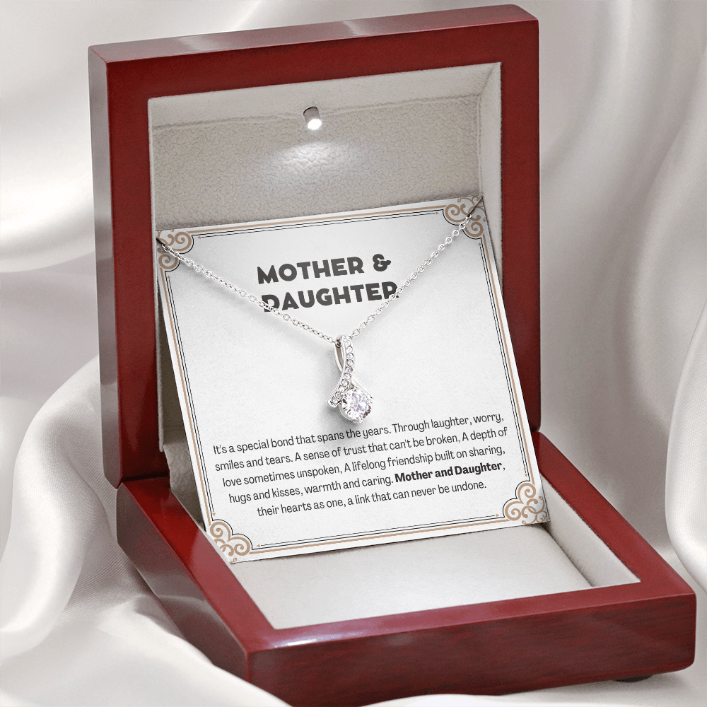 Alluring Beauty Yellow and White Gold Mother and Daughter Necklace with Message card
